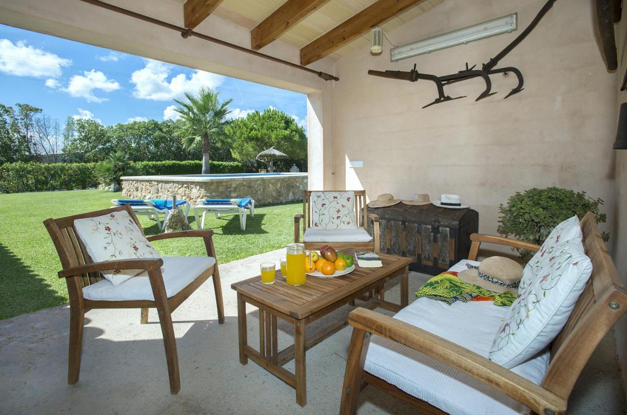Villa Owl Rocases - Rustic